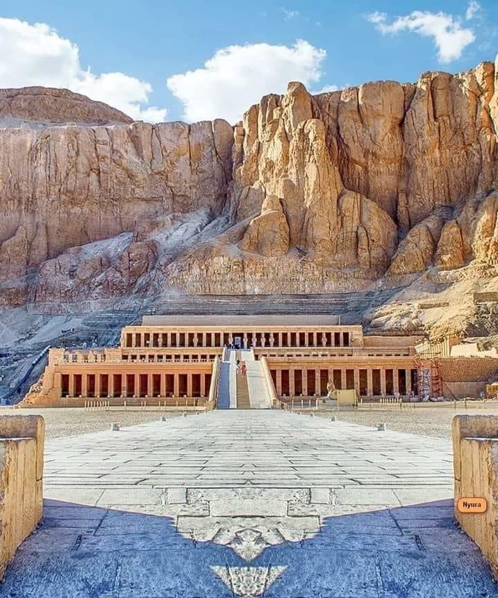 luxor-westbank